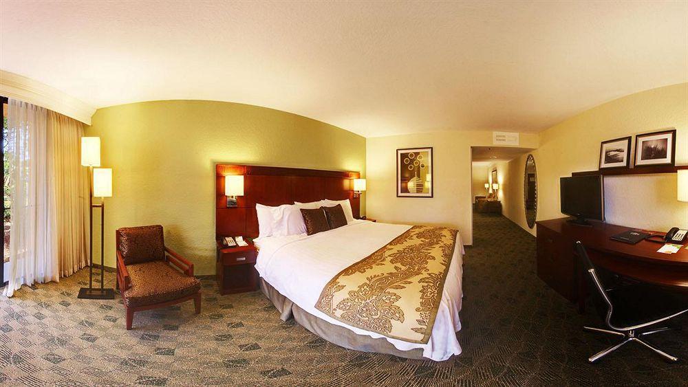 Courtyard By Marriott Bradenton Sarasota/Riverfront Extérieur photo