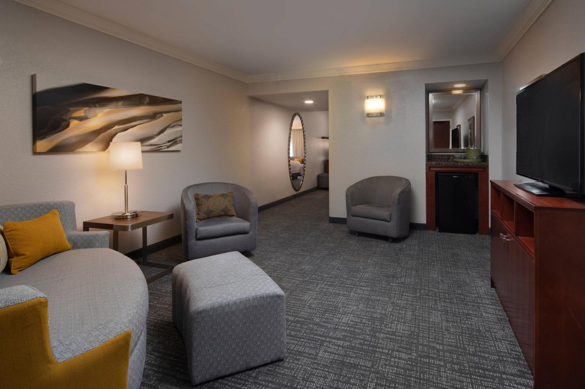 Courtyard By Marriott Bradenton Sarasota/Riverfront Extérieur photo